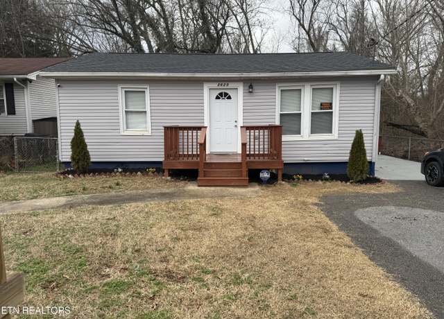 Property at 2629 Wilson Ave, Knoxville, TN 37914, 2 beds, 1 bath