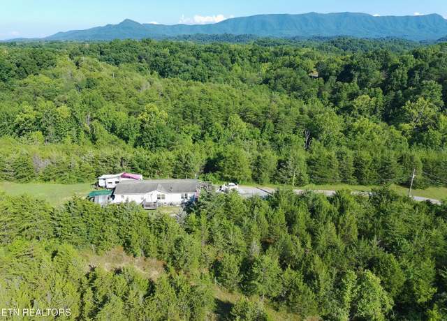 Property at 2124 Rainwater Rd, Dandridge, TN 37725, 2 beds, 2 baths