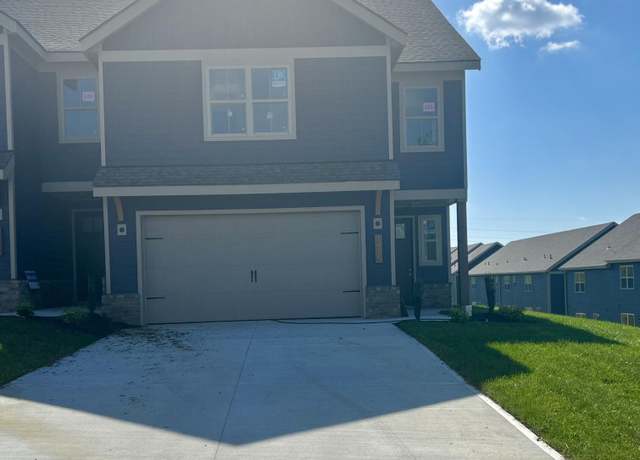Property at 1415 Mountain Quail Cir, Maryville, TN 37801, 3 beds, 2.5 baths