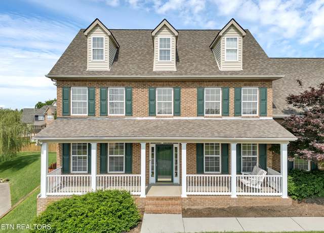 Property at 1511 Atlee Summit Ln, Knoxville, TN 37931, 4 beds, 3.5 baths