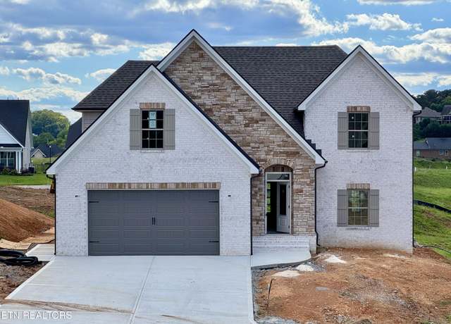 Property at 2135 Lantern Park Ln, Knoxville, TN 37932, 4 beds, 3.5 baths