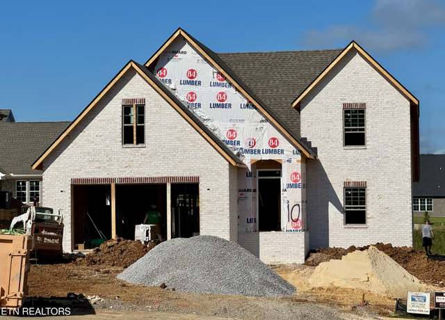 Property at 2135 Lantern Park Ln, Knoxville, TN 37932, 4 beds, 3.5 baths