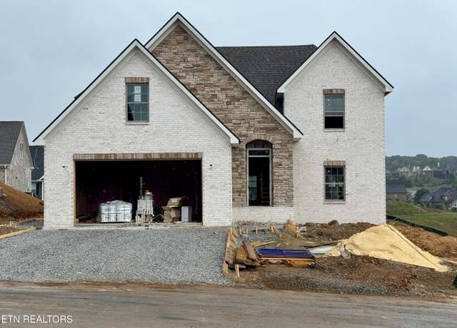 Property at 2135 Lantern Park Ln, Knoxville, TN 37932, 4 beds, 3.5 baths