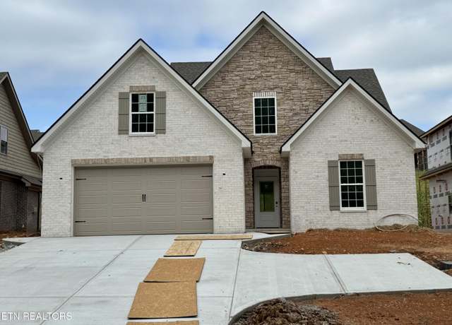 Property at 2125 Mission Hill Ln, Knoxville, TN 37932, 4 beds, 3 baths