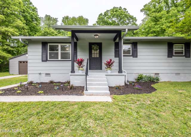 Property at 411 Allen Rd, Knoxville, TN 37920, 4 beds, 3 baths