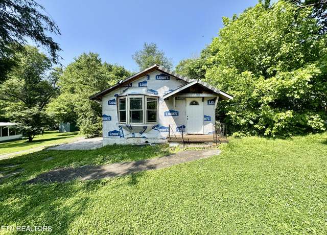 Property at 4205 Coster Rd, Knoxville, TN 37912, 3 beds, 1 bath