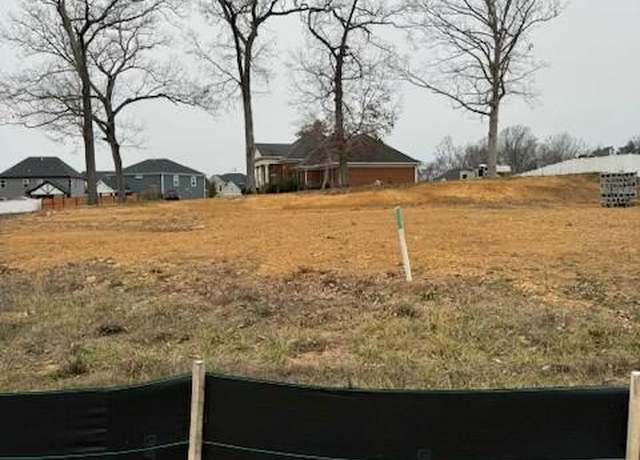 Property at 1315 Fort Craig Trail Trl, Maryville, TN 37803, 4 beds, 3.5 baths