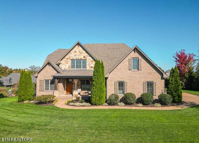Property at 1036 Castaway Ln, Lenoir City, TN 37772, 3 beds, 2.5 baths
