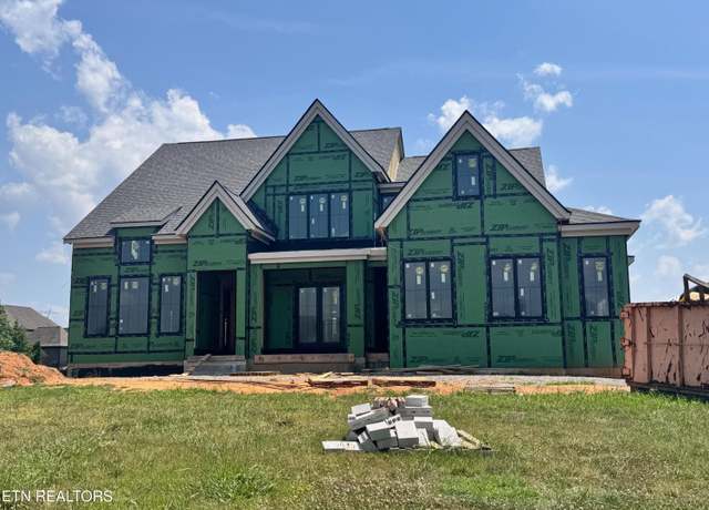 Property at 3741 Edgewater Way, Louisville, TN 37777, 5 beds, 6 baths