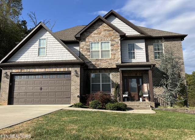 Property at 6231 Aldingham St, Knoxville, TN 37912, 4 beds, 3 baths