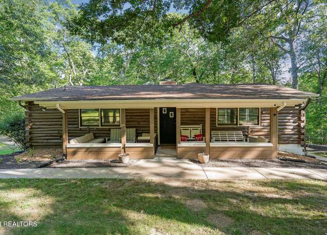 Property at 158 Brambleton Dr, Crossville, TN 38558, 4 beds, 3 baths