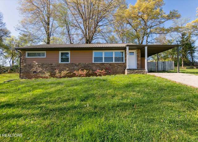 Property at 4700 Winterset Dr, Knoxville, TN 37912, 3 beds, 1 bath