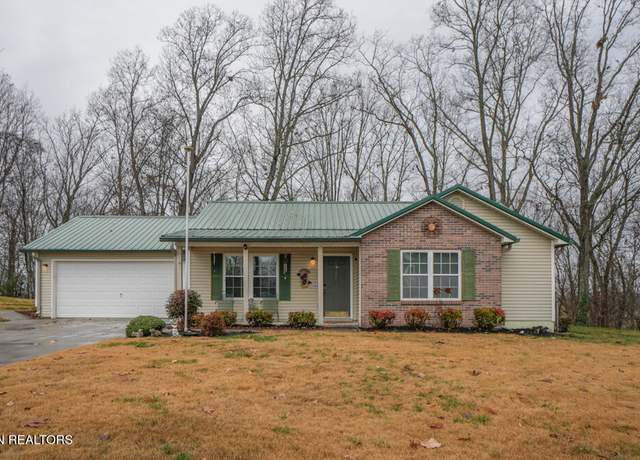 Property at 290 Crestwood Dr, Lenoir City, TN 37771, 3 beds, 2 baths