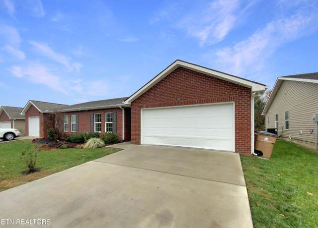 Property at 810 Spring Park Rd, Knoxville, TN 37914, 2 beds, 2 baths