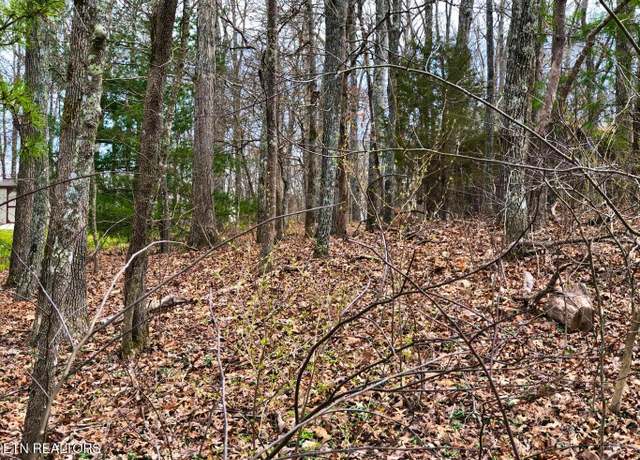 Property at 11 Oxford Cir, Crossville, TN 38558