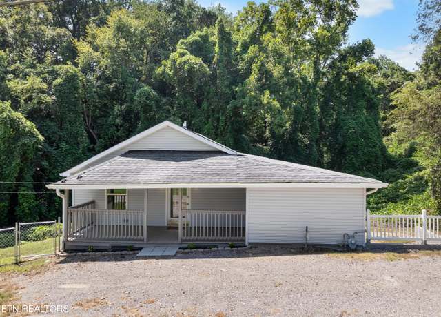 Property at 3537 Williams Mill Rd, Maryville, TN 37804, 2 beds, 2 baths