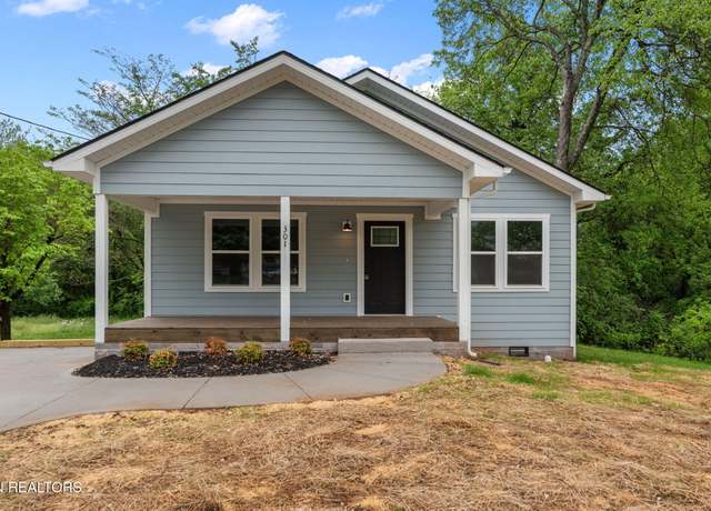 Property at 301 NW Seaman St, Knoxville, TN 37919, 3 beds, 2 baths