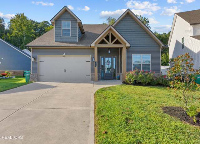 Property at 1054 Belle Pond Ave, Knoxville, TN 37932, 5 beds, 3 baths