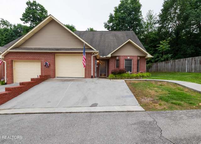 Property at 137 Pinewood Dr, Lenoir City, TN 37771, 2 beds, 2 baths