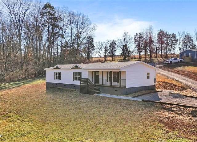Property at 2831 Wayland Rd, Knoxville, TN 37914, 3 beds, 2 baths