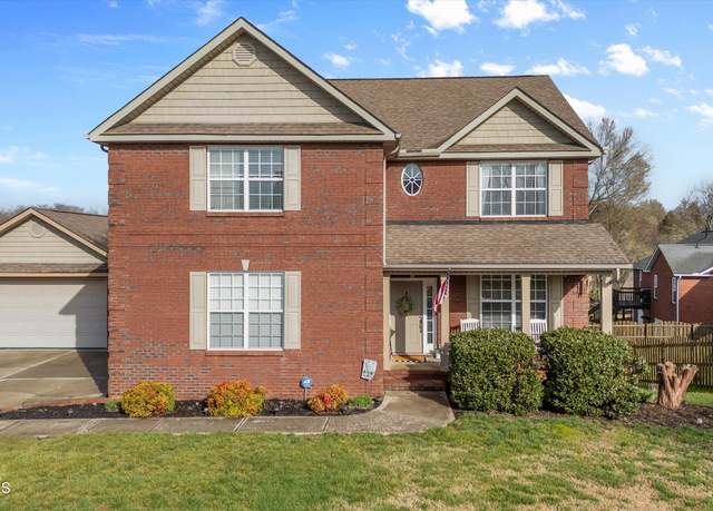 Property at 628 W Glenview Dr, Lenoir City, TN 37771, 5 beds, 4.5 baths