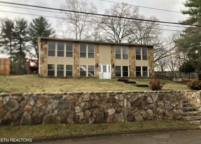 Property at 1311 Cordoba Rd, Knoxville, TN 37923, 3 beds, 3 baths