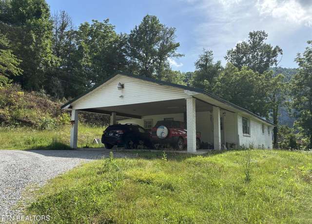 Property at 5075 Us-25e, Tazewell, TN 37879, 3 beds, 2 baths