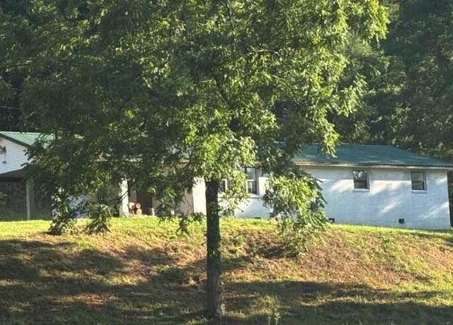 Property at 5075 Us-25e, Tazewell, TN 37879, 3 beds, 2 baths