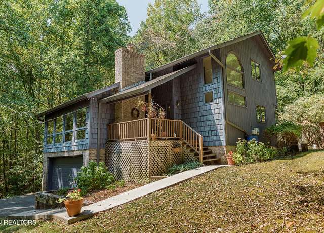 Property at 1126 Daniel Dr, Seymour, TN 37865, 3 beds, 3 baths