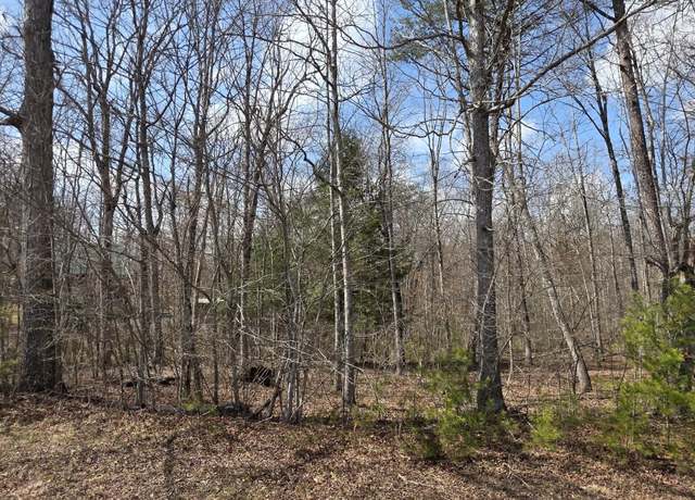 Property at 7 Cumberland Lakes Dr, Monterey, TN 38574