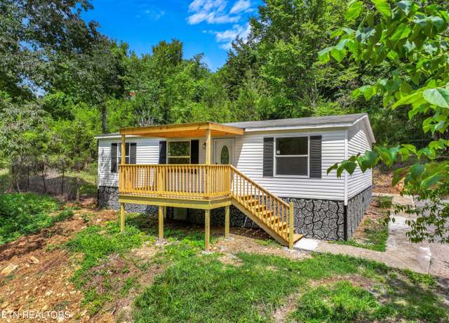 Property at 1411 Creek Side Dr, Sevierville, TN 37876, 3 beds, 2 baths