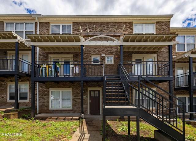 Property at 1106 Tree Top Way #1528, Knoxville, TN 37920, 3 beds, 3 baths
