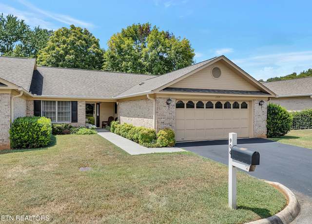 Property at 904 Portsmouth Cir, Maryville, TN 37803, 3 beds, 3 baths