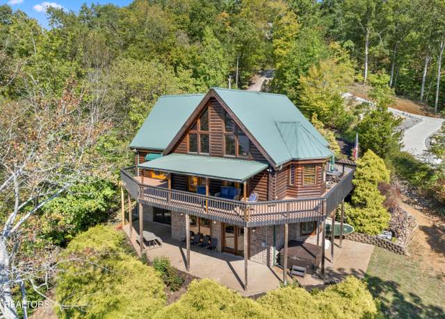 Property at 881 Lakeview Dr, Sharps Chapel, TN 37866, 4 beds, 3.5 baths