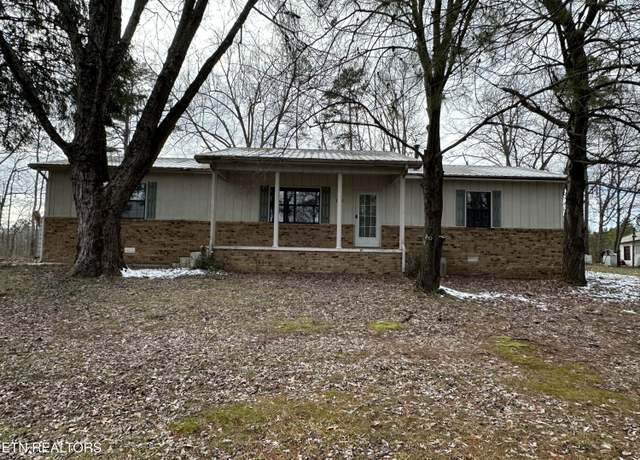 Property at 134 Woodlawn Dr, Jamestown, TN 38556, 3 beds, 2 baths