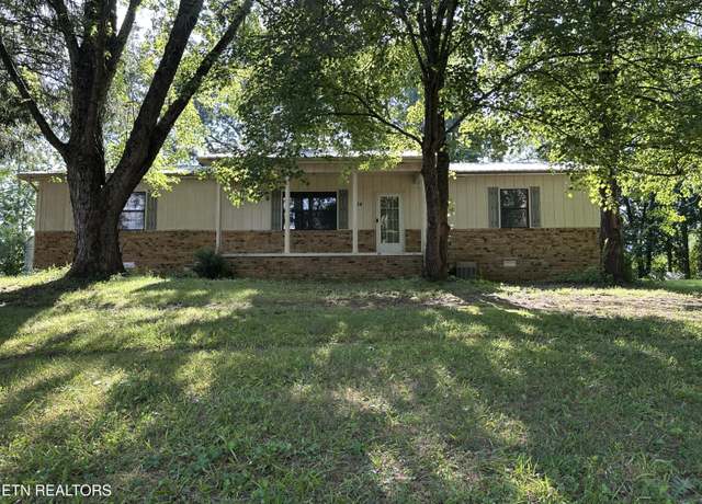 Property at 134 Woodlawn Dr, Jamestown, TN 38556, 3 beds, 2 baths
