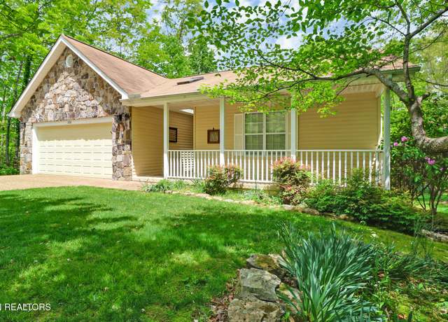 Property at 106 Charles Pl, Crossville, TN 38558, 2 beds, 2 baths