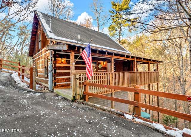 Property at 2784 Mountain View Cir, Sevierville, TN 37862, 2 beds, 2 baths