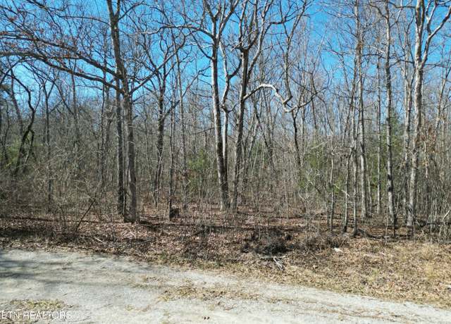 Property at 34 Chanute Cir, Crossville, TN 38572