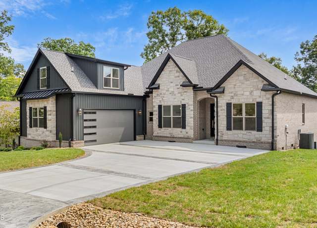 Property at 200 Osage Ln, Loudon, TN 37774, 3 beds, 3.5 baths