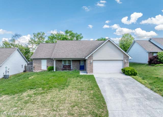 Property at 1235 Elsborn Ridge Rd, Maryville, TN 37801, 3 beds, 2 baths