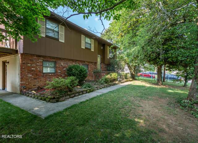 Property at 745 Green Meadows Dr, Knoxville, TN 37920, 3 beds, 1.5 baths