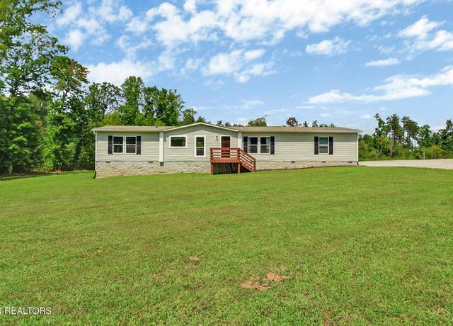 Property at 1638 Ryan Rd, Crossville, TN 38571, 4 beds, 2 baths