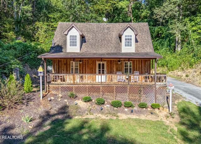 Property at 2881 Maples Branch Rd, Sevierville, TN 37876, 2 beds, 2 baths