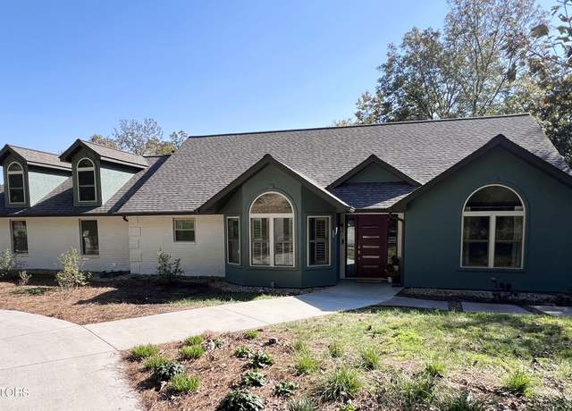 Property at 5316 Beverly Oaks Dr, Knoxville, TN 37918, 3 beds, 4 baths