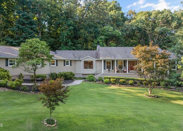 Property at 11130 Farragut Hills Blvd, Knoxville, TN 37934, 3 beds, 3.5 baths