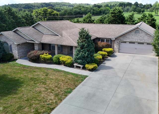 Property at 1018 Southwind Cir, Dandridge, TN 37725, 3 beds, 2.5 baths