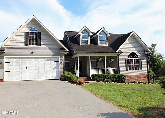 Property at 1940 River Vista Cir, Sevierville, TN 37876, 3 beds, 2 baths