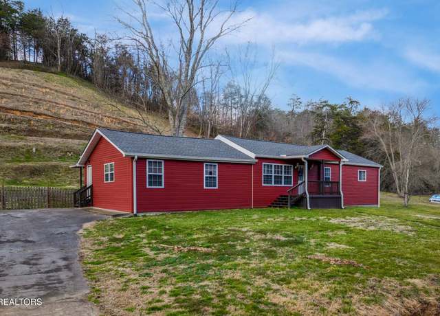 Property at 3695 Sims Rd, Sevierville, TN 37876, 3 beds, 2 baths
