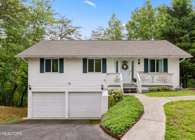 Property at 635 Gold Dust Dr, Pigeon Forge, TN 37863, 3 beds, 2.5 baths